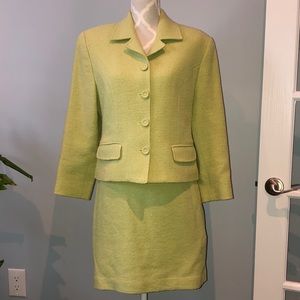 Femme de Carriere Ladies Suit